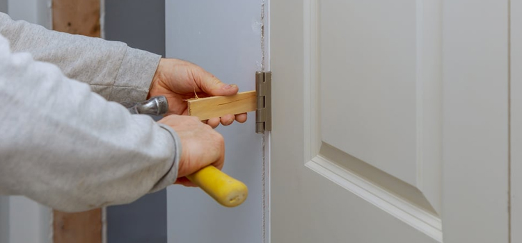 fiberglass entry door repair in El Rio